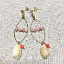 画像2: ピンクオパール&シェル オーバルピアス